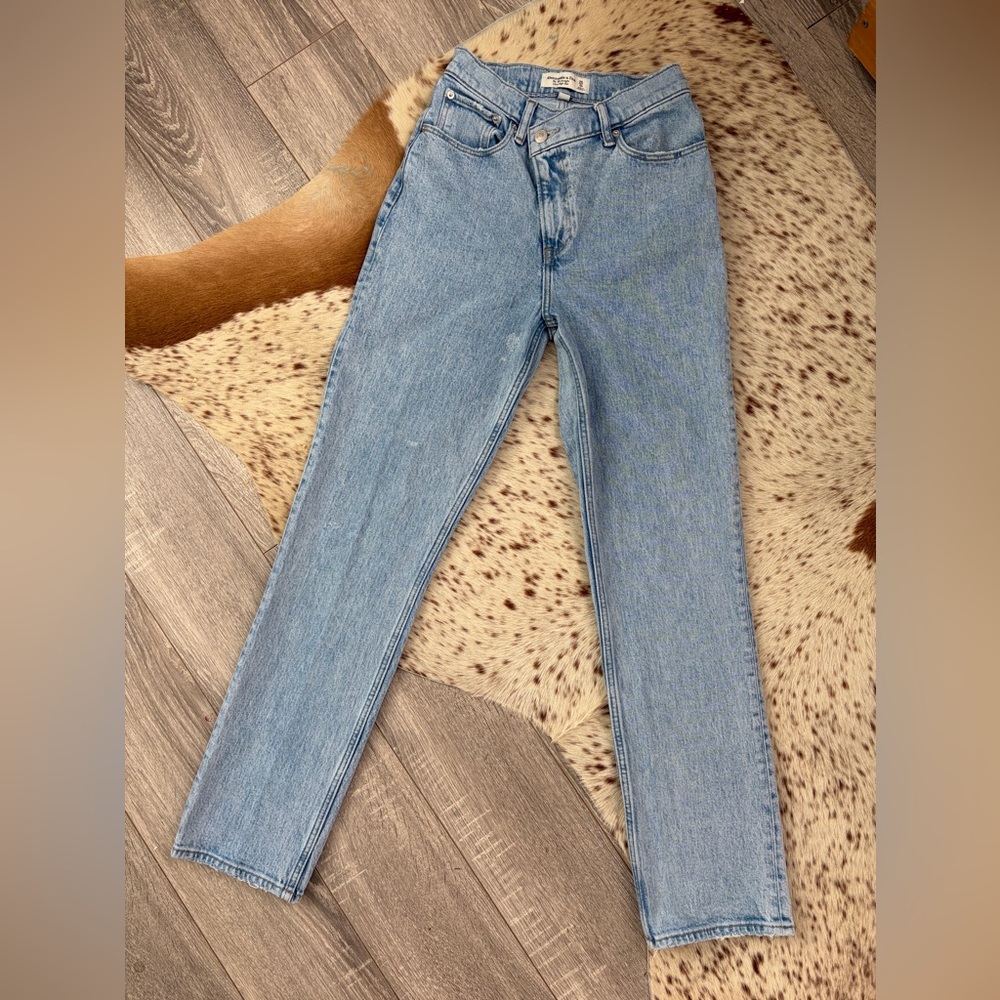 Abercrombie & Fitch 90’s Straight Jeans